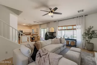 Photo #6: 6717271 Listing