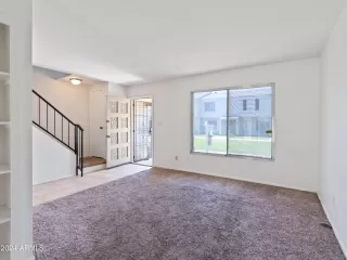 Photo #3: 6717297 Listing