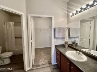 Photo #4: 6717394 Listing