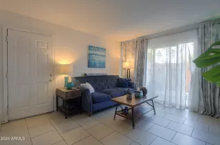 Photo #4: 6717452 Listing 