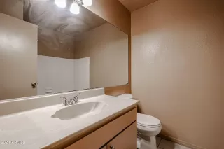 Photo #5: 6717460 Listing