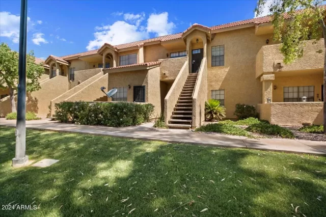 MLS: 6717803 Condo For Sale