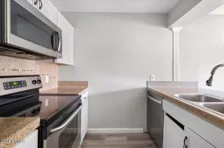 Photo #3: 6717803 Listing 