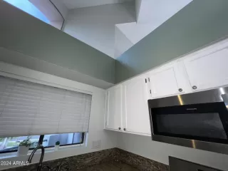 Photo #5: 6717956 Listing