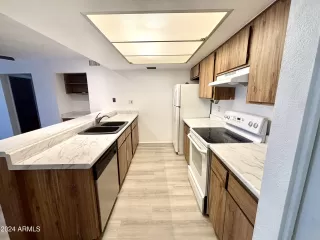 Photo #1: 6718811 Listing 