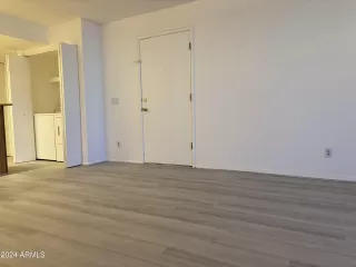 Photo #5: 6718811 Listing 