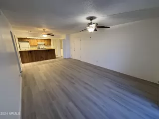 Photo #6: 6718811 Listing 