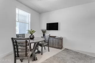 Photo #1: 6718876 Listing 