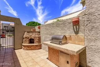 Photo #3: 6718917 Listing