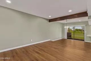 Photo #4: 6718917 Listing