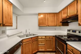 Photo #6: 6719068 Listing