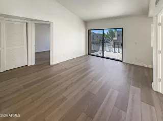 Photo #2: 6719159 Listing