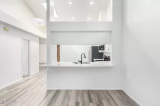 Photo #3: 6719529 Listing