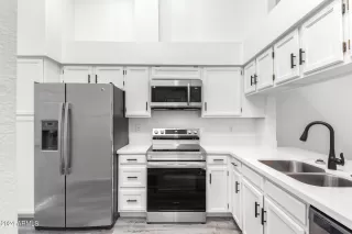 Photo #4: 6719529 Listing