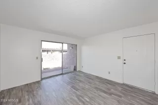 Photo #3: 6719559 Listing 