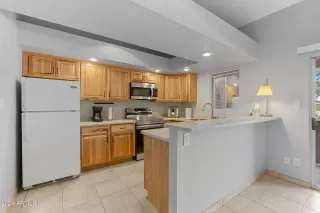 Photo #4: 6719777 Listing