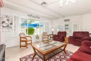 Photo #6: 6719901 Listing