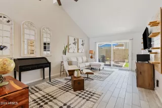 Photo #1: 6720398 Listing