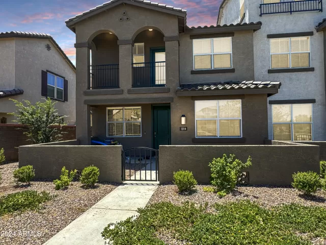 MLS: 6720659 Condo For Sale