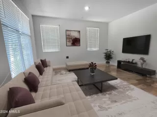 Photo #3: 6720659 Listing