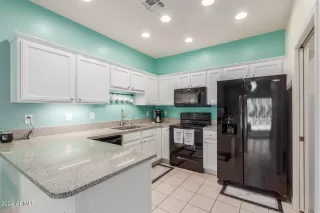 Photo #1: 6720661 Listing 