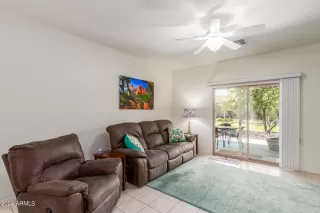 Photo #5: 6720661 Listing 