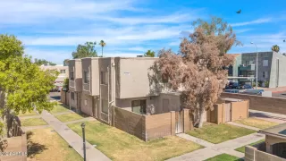 Photo #3: 6720674 Listing