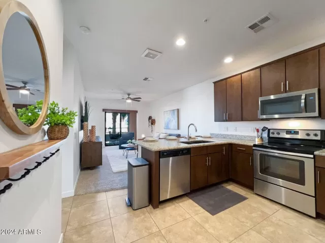 MLS: 6720763 Condo For Sale