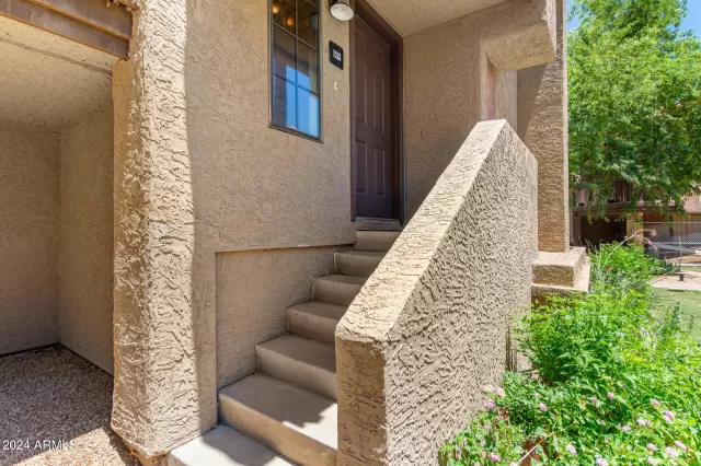 MLS: 6720803 Condo For Sale