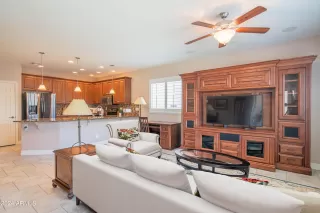 Photo #6: 6721093 Listing