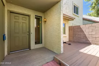 Photo #2: 6721143 Listing