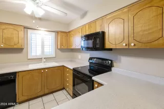 Photo #3: 6721158 Listing