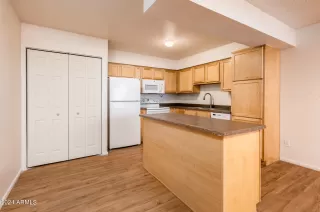 Photo #2: 6721212 Listing 