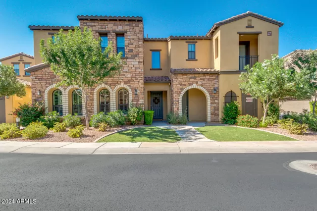 MLS: 6721504 Condo For Sale