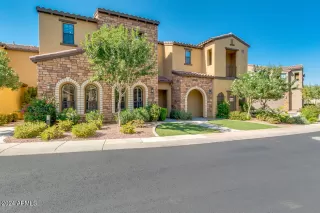 Photo #2: 6721504 Listing