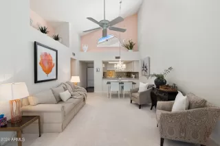 Photo #3: 6721551 Listing