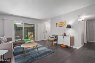 Photo #4: 6721598 Listing 