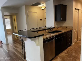 Photo #4: 6721611 Listing