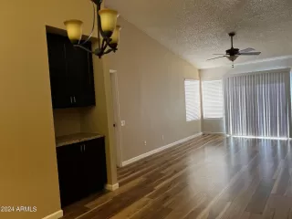 Photo #6: 6721611 Listing