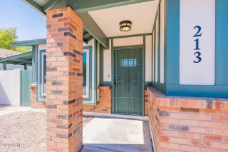 Photo #2: 6721730 Listing