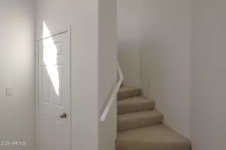 Photo #5: 6722016 Listing