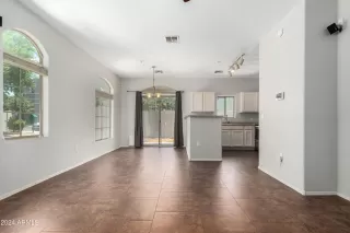 Photo #1: 6722185 Listing