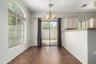 Photo #2: 6722185 Listing