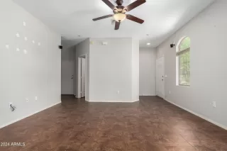 Photo #3: 6722185 Listing