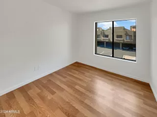 Photo #2: 6722253 Listing