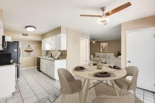 Photo #2: 6722352 Listing