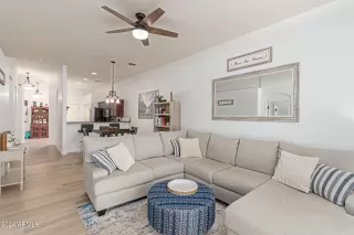 Photo #4: 6722646 Listing