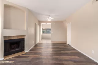 Photo #6: 6722948 Listing