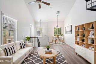 Photo #3: 6723201 Listing