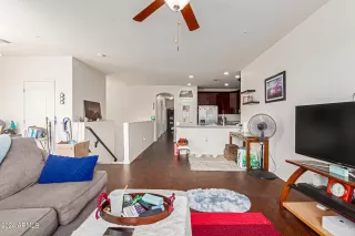 Photo #3: 6723328 Listing